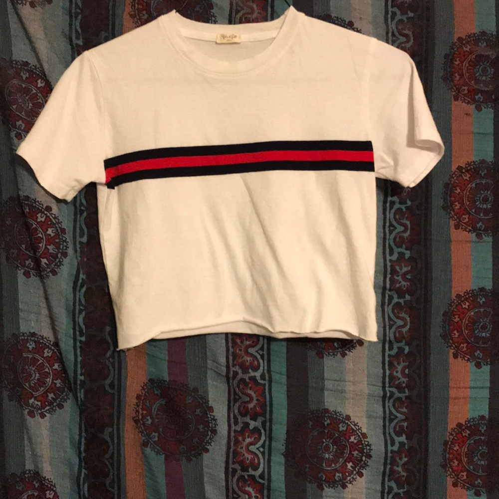 cropped T-shirt